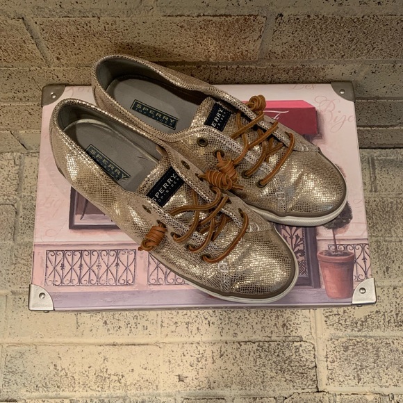 Sperry Gold Slip-ons - Picture 4 of 6